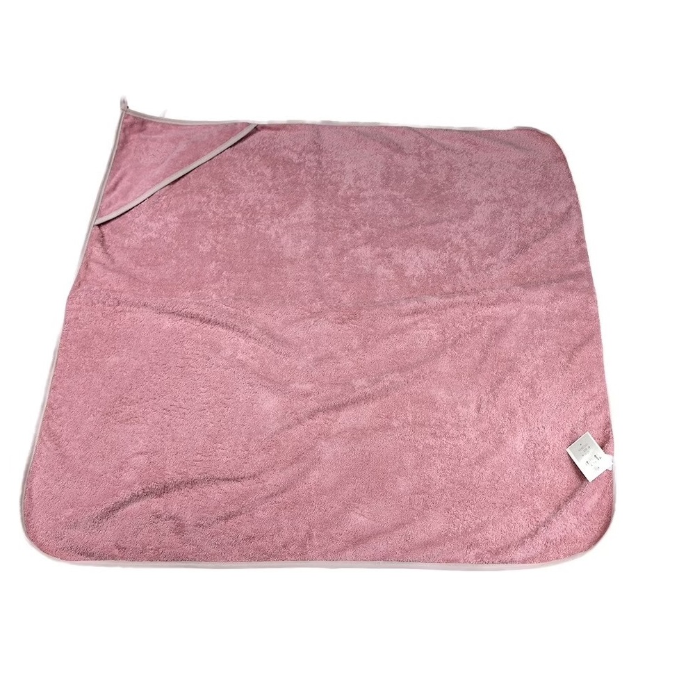 Полотенце с капюшоном YUMMYKI махровое с уголком 110х110 см пурпурный розовый единорог - фото 3