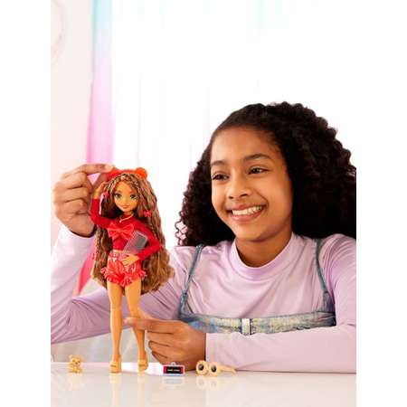 Кукла классическая Barbie Dream Besties HYC23 Тереза