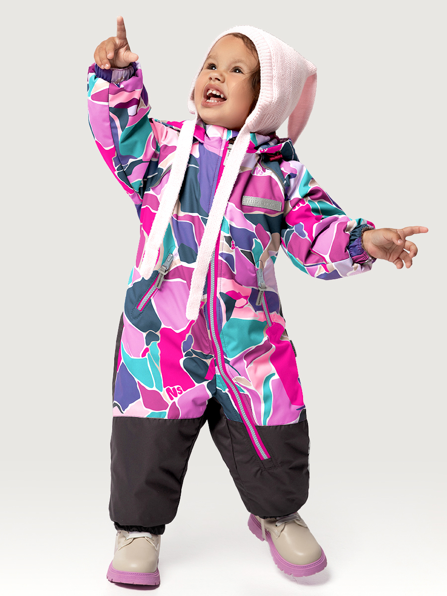 Комбинезон NIKASTYLE 8м1025 ягода/черный - фото 1