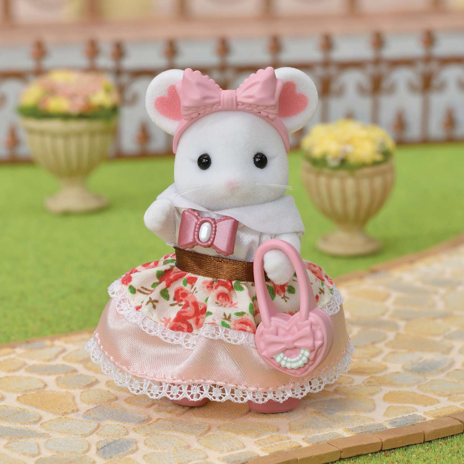 Набор Sylvanian Families Зефирная мышка модница и ее гардероб 5540 - фото 9