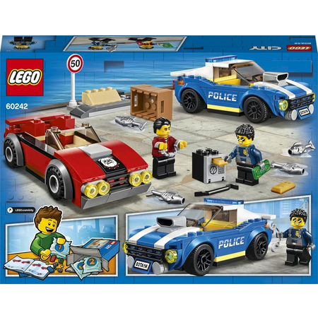 Конструктор LEGO City Police Арест на шоссе L-60242