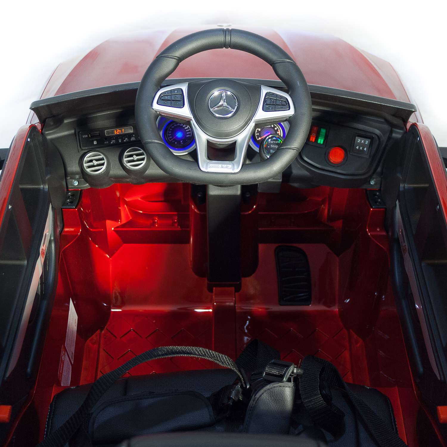 Электромобиль TOYLAND Джип Mercedes Benz GLC 63S Coupe красный - фото 8