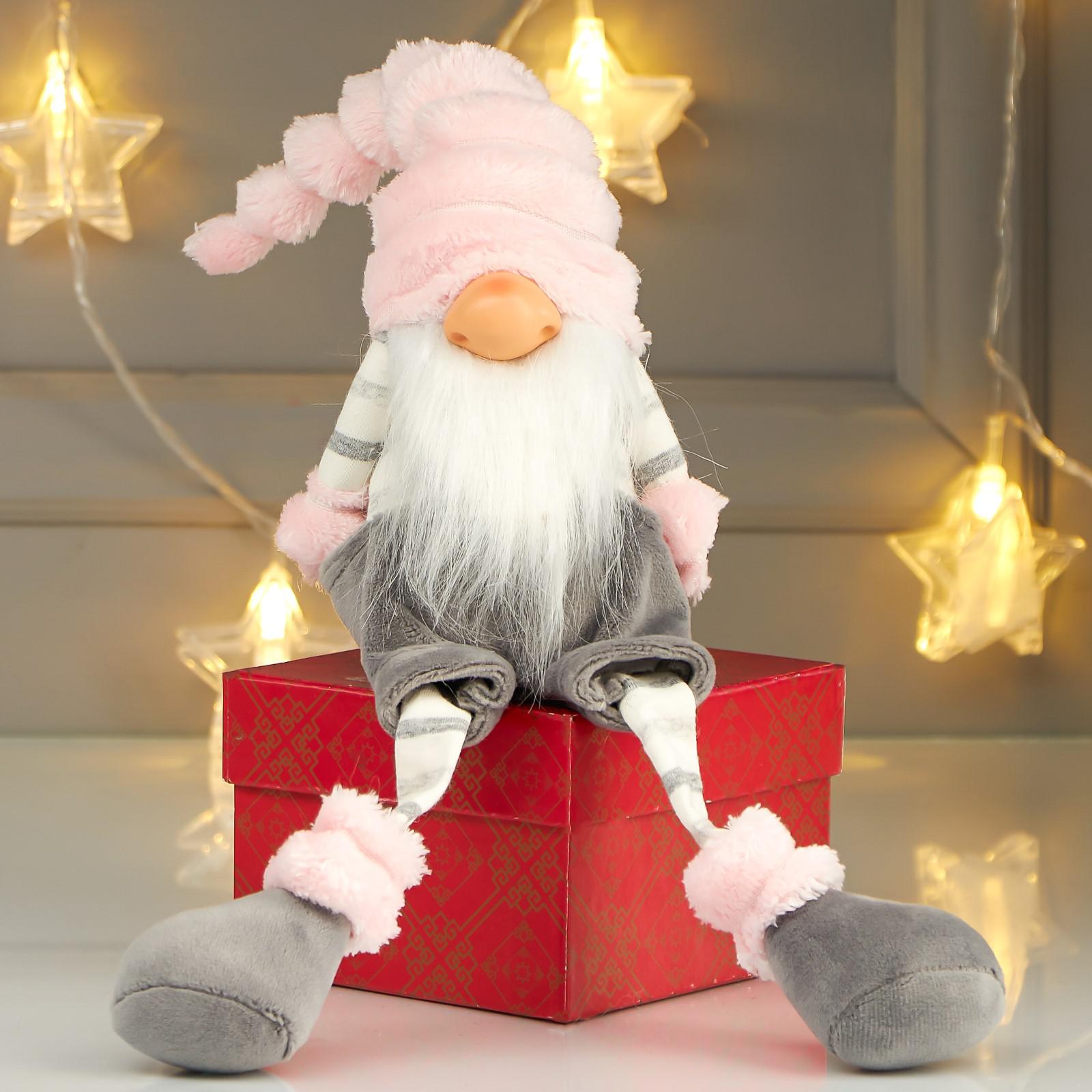 Кукла интерьерная Зимнее волшебство «Дедушка в сером комбинезоне и розовом колпаке» 39х17х11 см - фото 1