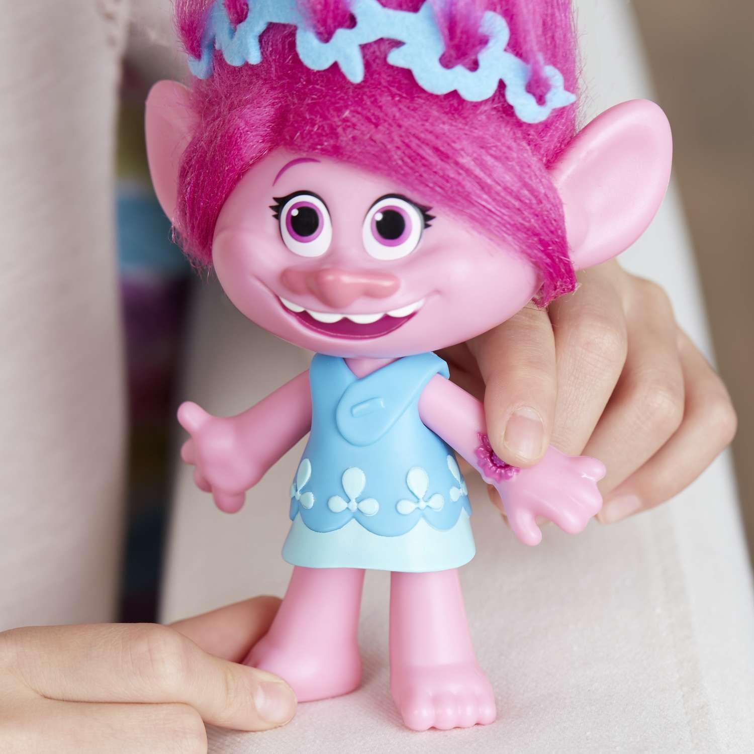 Фигурка Trolls среднего размера с музыкой в ассортименте - фото 16