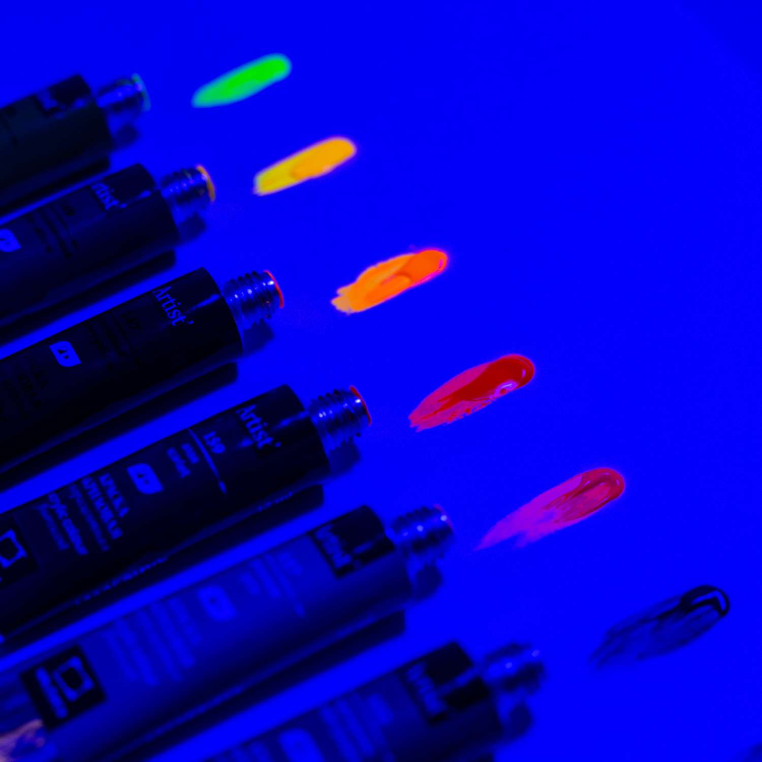 Акрил Малевичъ набор флуоресцентных красок 8 цветов в тубах 12 мл - фото 7