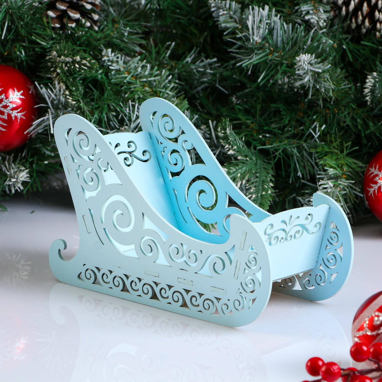 Кашпо Sima-Land деревянное 23×10×14 см «Новогоднее. Санки» подарочная упаковка голубая пастель - фото 1