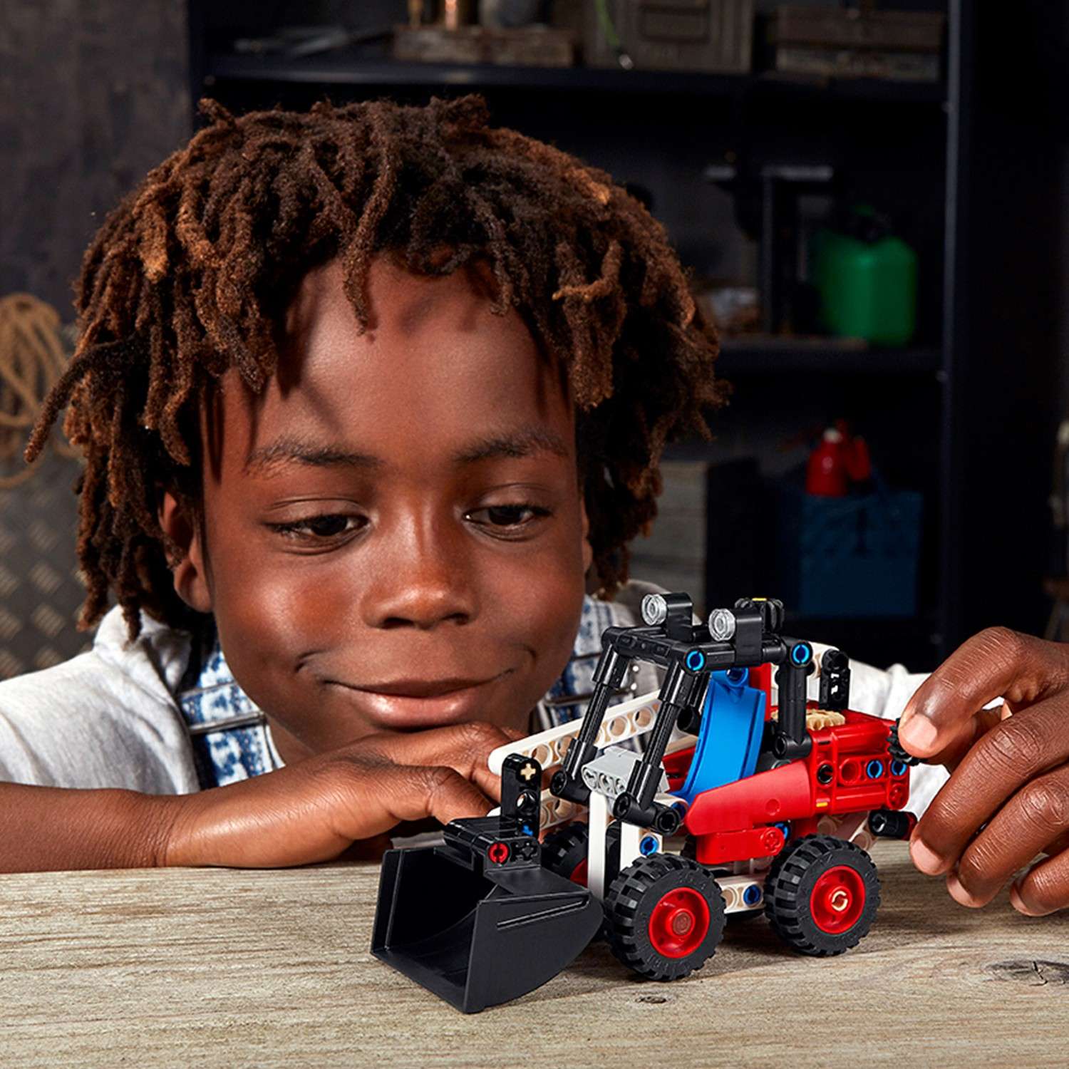 Конструктор LEGO Technic Фронтальный погрузчик 42116 - фото 9