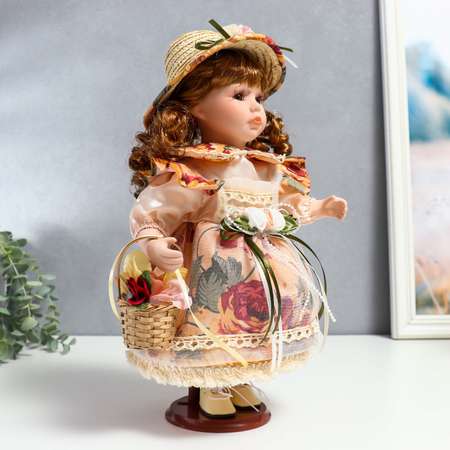 Кукла коллекционная Зимнее волшебство керамика «Клара в платье с розами шляпке и с корзинкой» 30 см