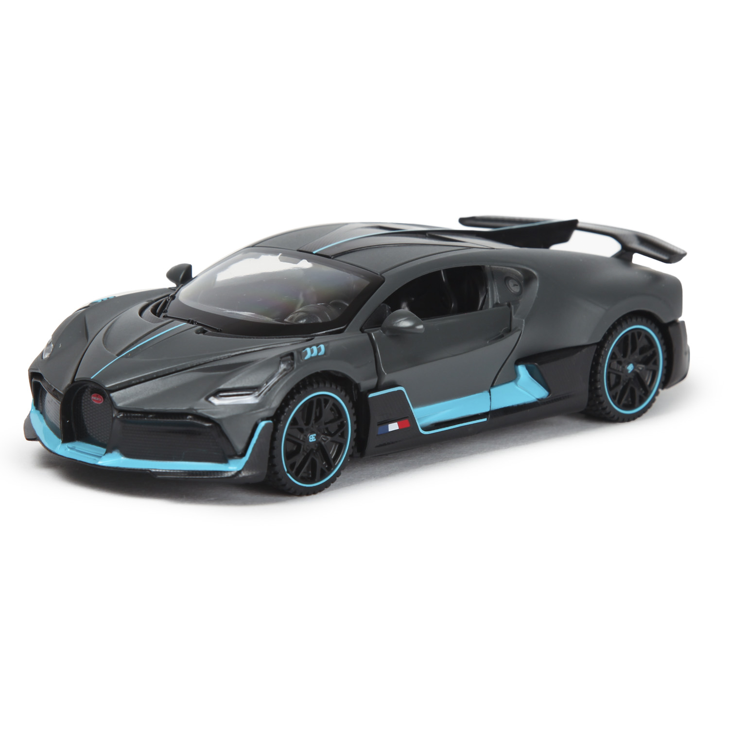 Машина Rastar 1:32 Bugatti Divo Серая 64210 купить по цене 1299 ₽ в  интернет-магазине Детский мир