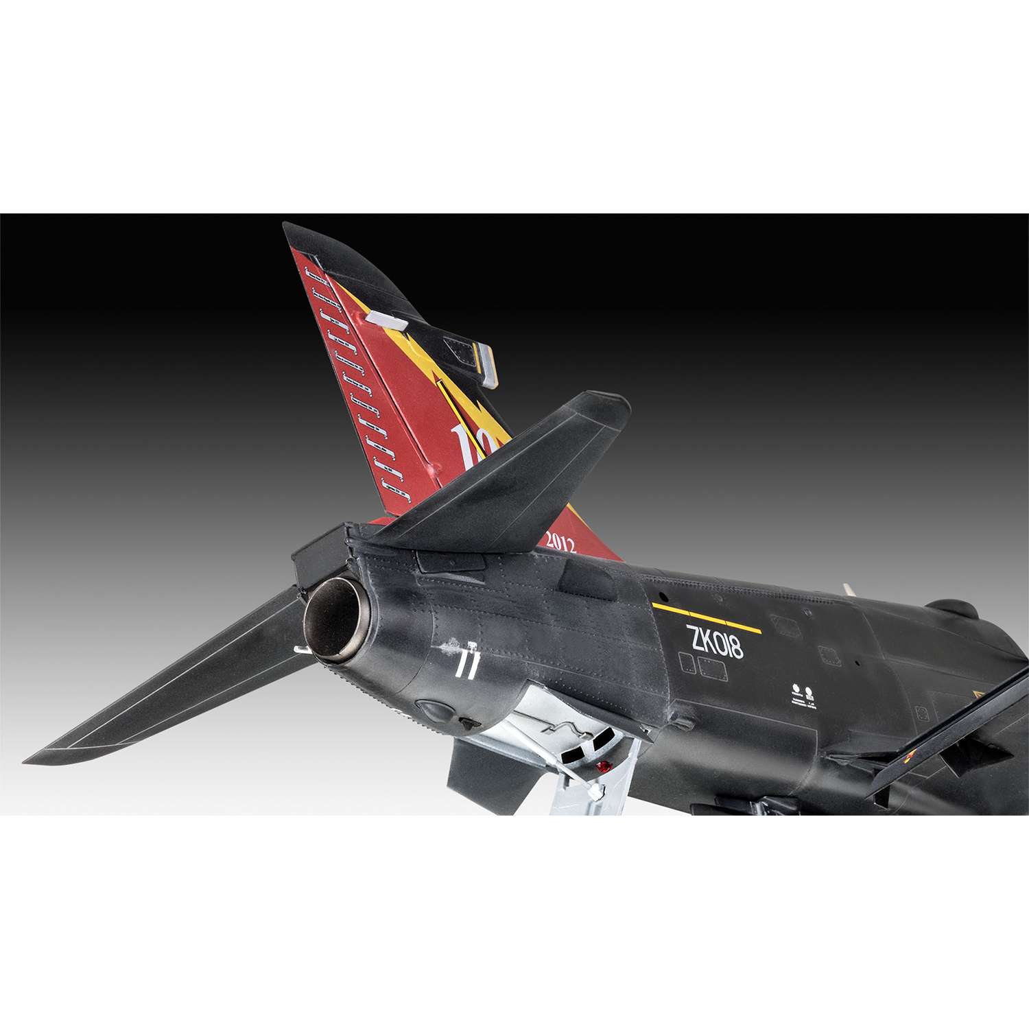 Сборная модель Revell Реактивный самолет BAe Hawk T2 03852 - фото 5