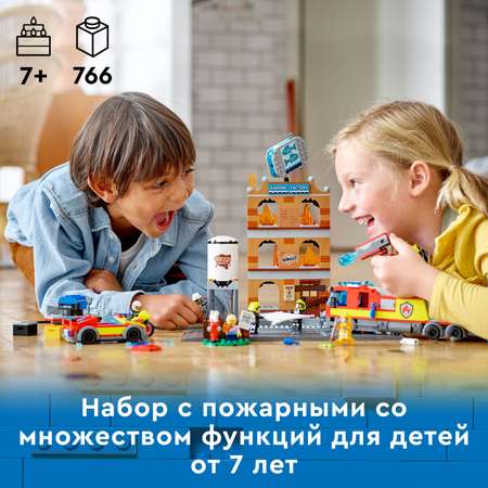 Конструктор LEGO City Fire Пожарная команда 60321