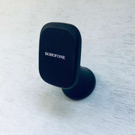 Держатель для телефона Borofone магнитный держатель мощный / на панель /черный