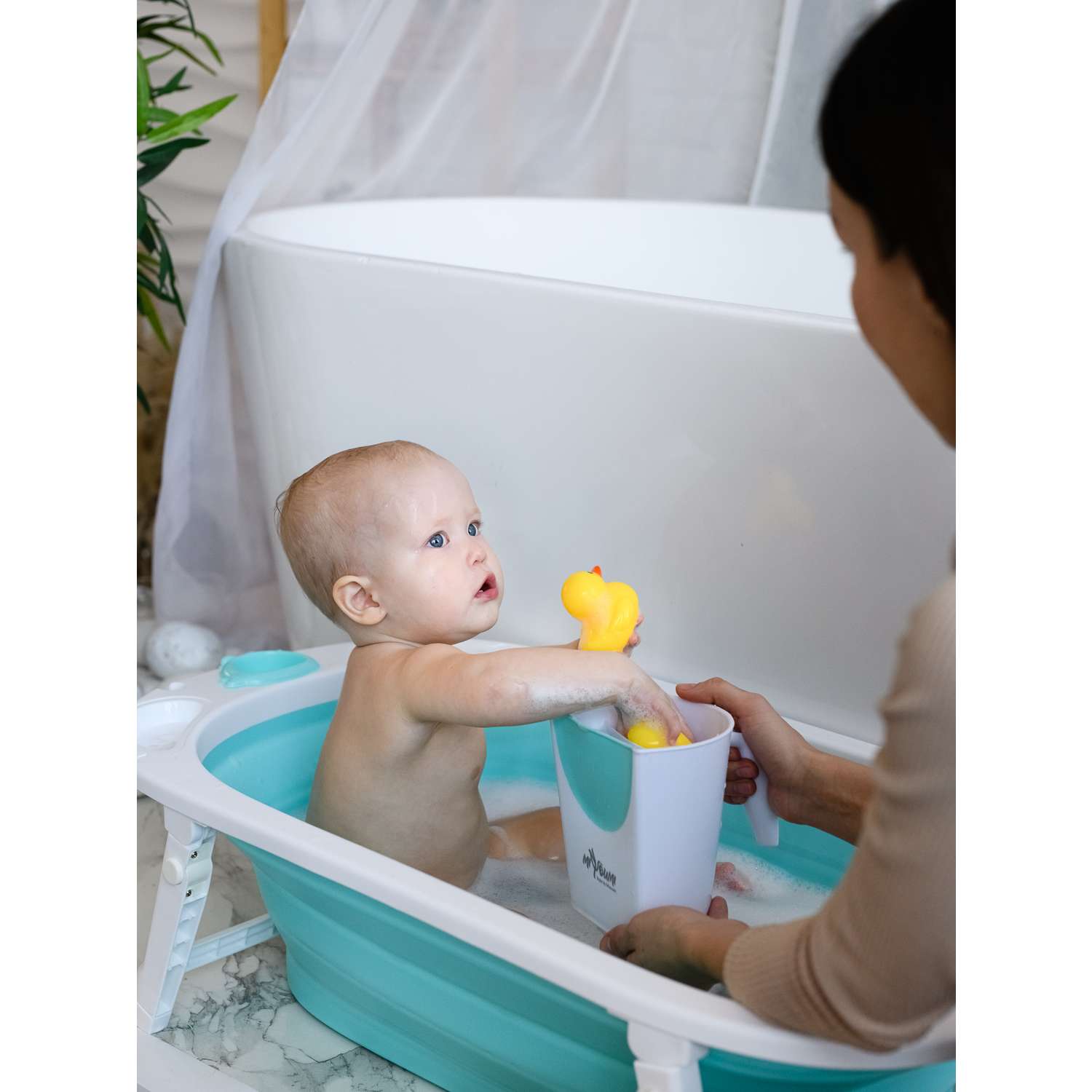 Ковш детский Miyoumi для купания и мытья головы - Mint - фото 3