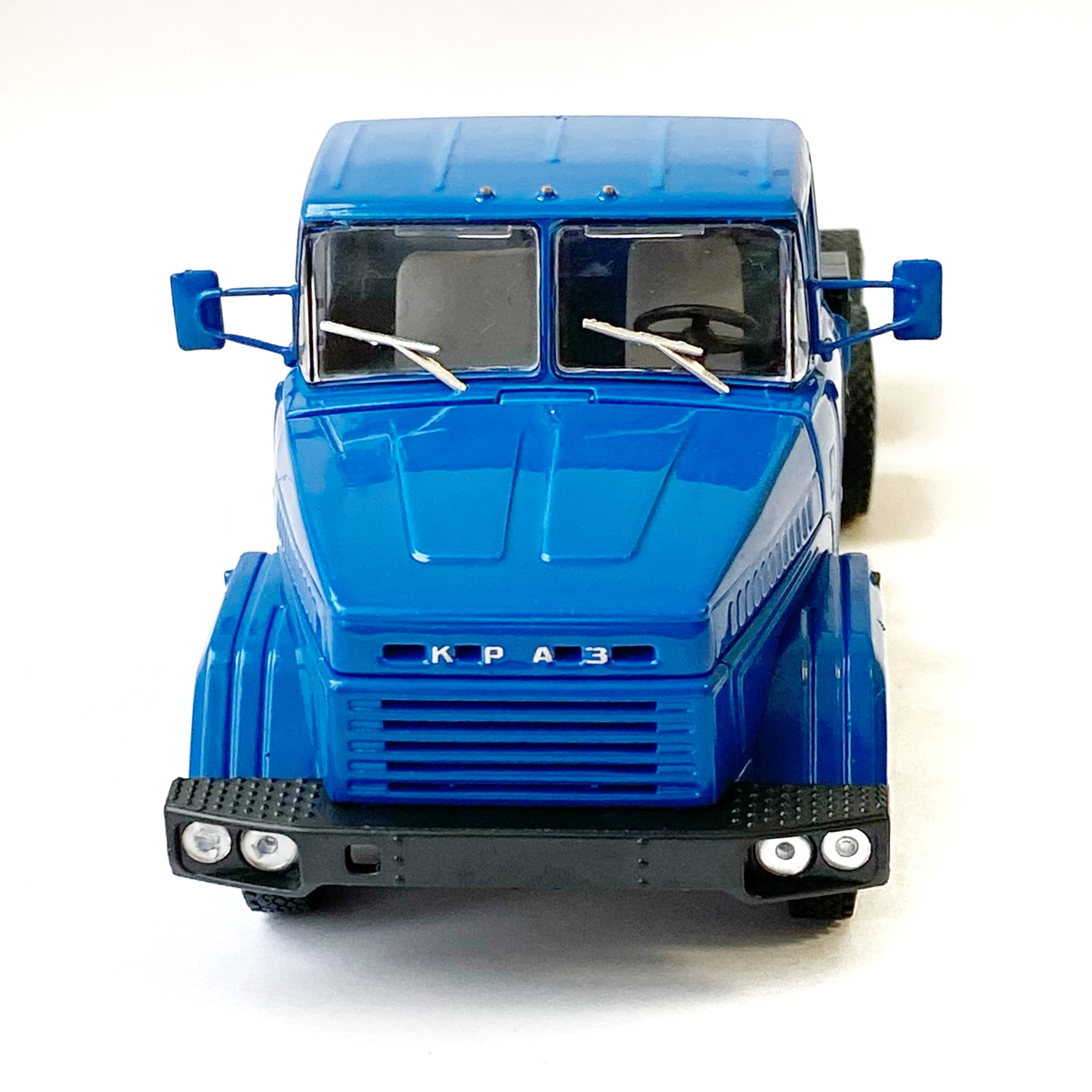 Машина 1:43 Наш автопром КрАЗ-6444 Н-780