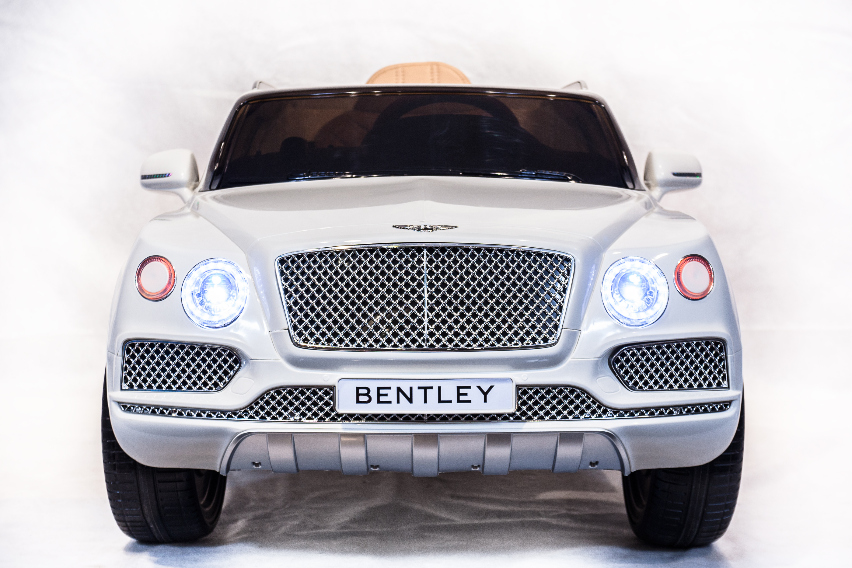 Автомобиль TOYLAND Bentley Bentayga - фото 2