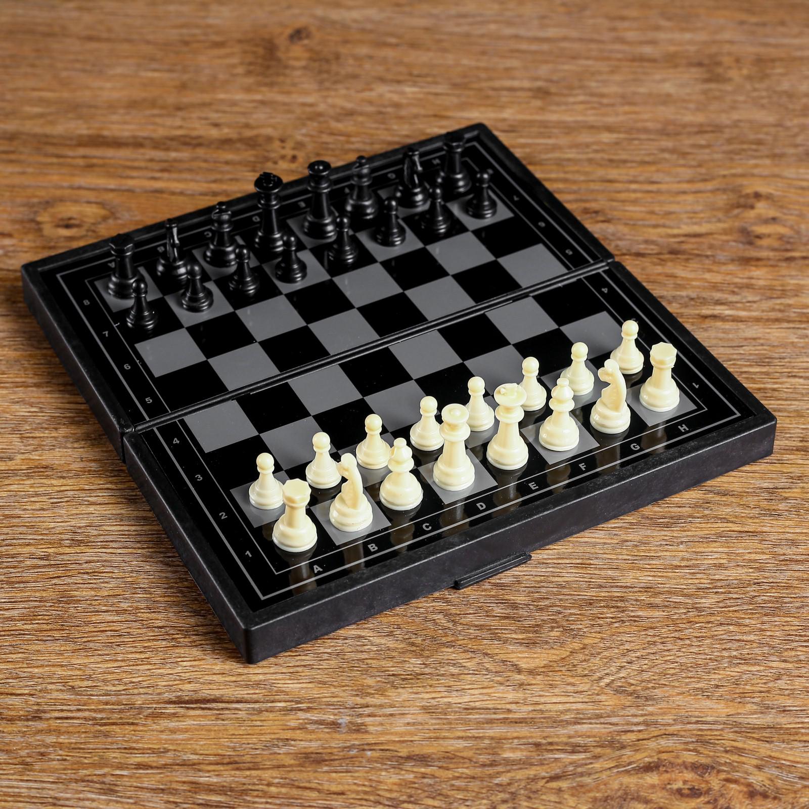 Настольная игра Sima-Land 3 в 1 «Зов» нарды шахматы шашки магнитная доска 19х19 см - фото 1
