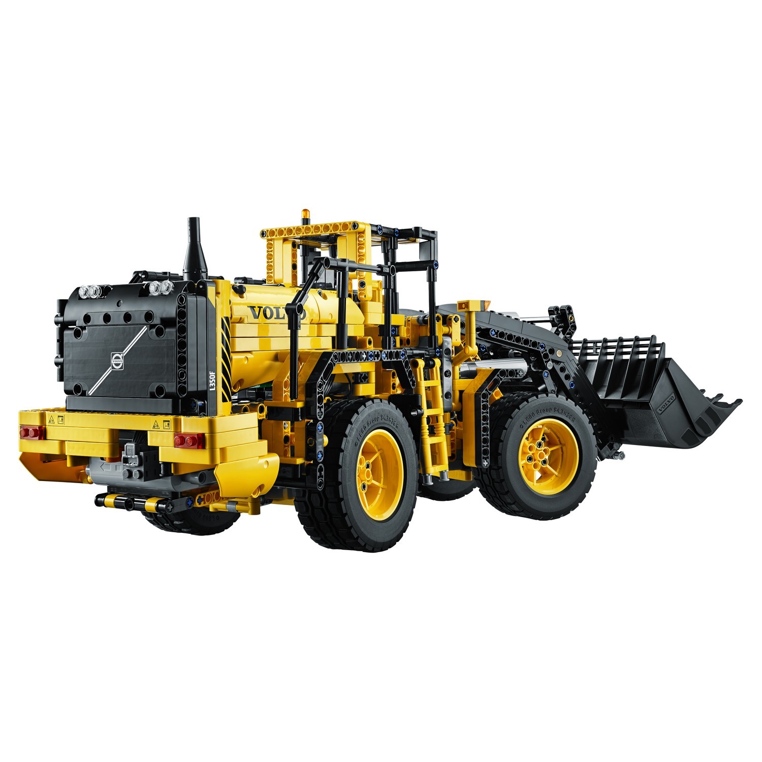 Конструктор LEGO Technic Автопогрузчик VOLVO L350F с дистанционным управлением (42030) - фото 15