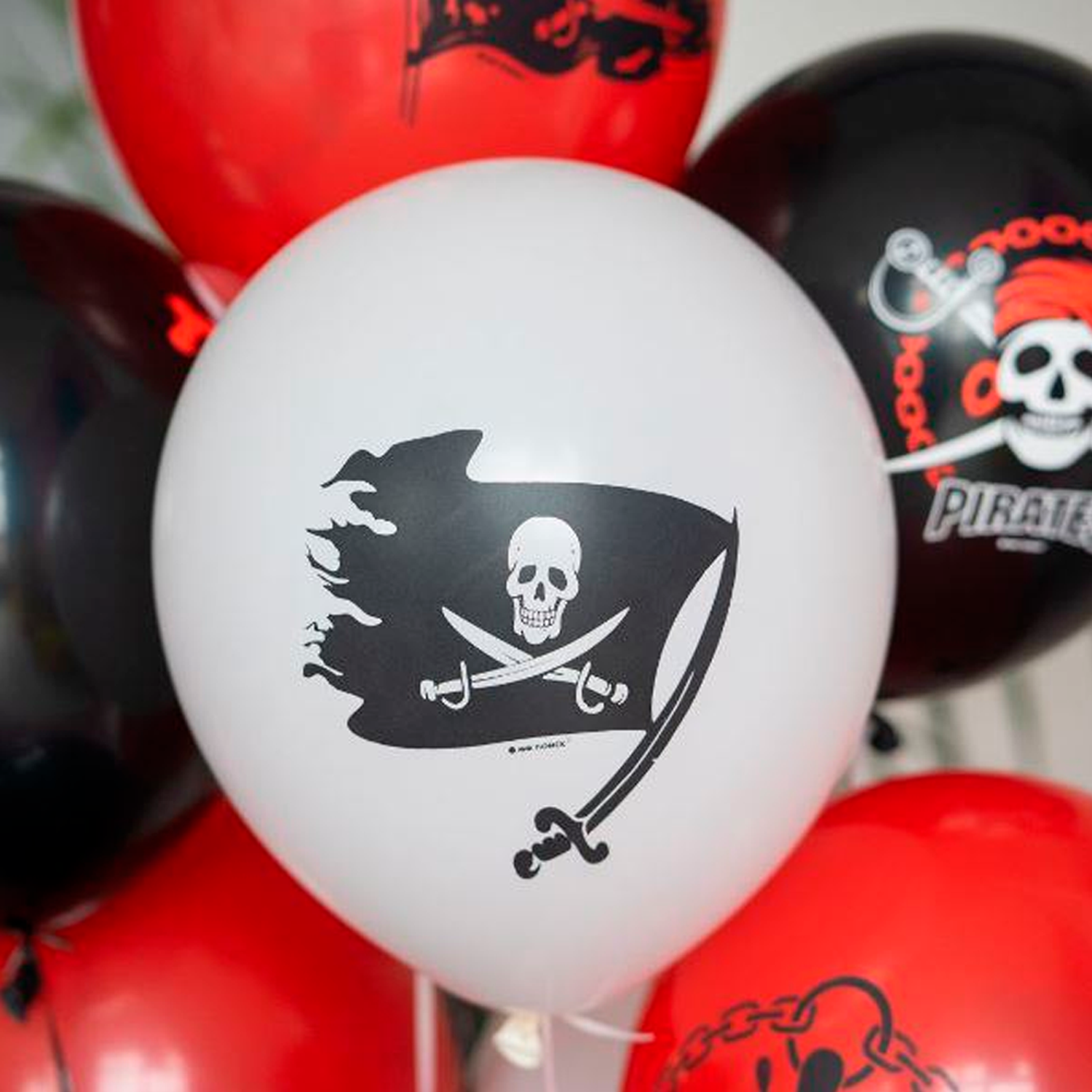 Воздушные шары Riota Пираты 30 см 15 шт - фото 5