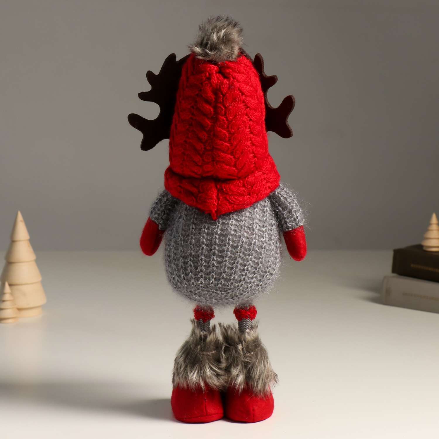 Кукла интерьерная Зимнее волшебство «Дед Мороз в шапке с рожками оленя» 38 см - фото 3