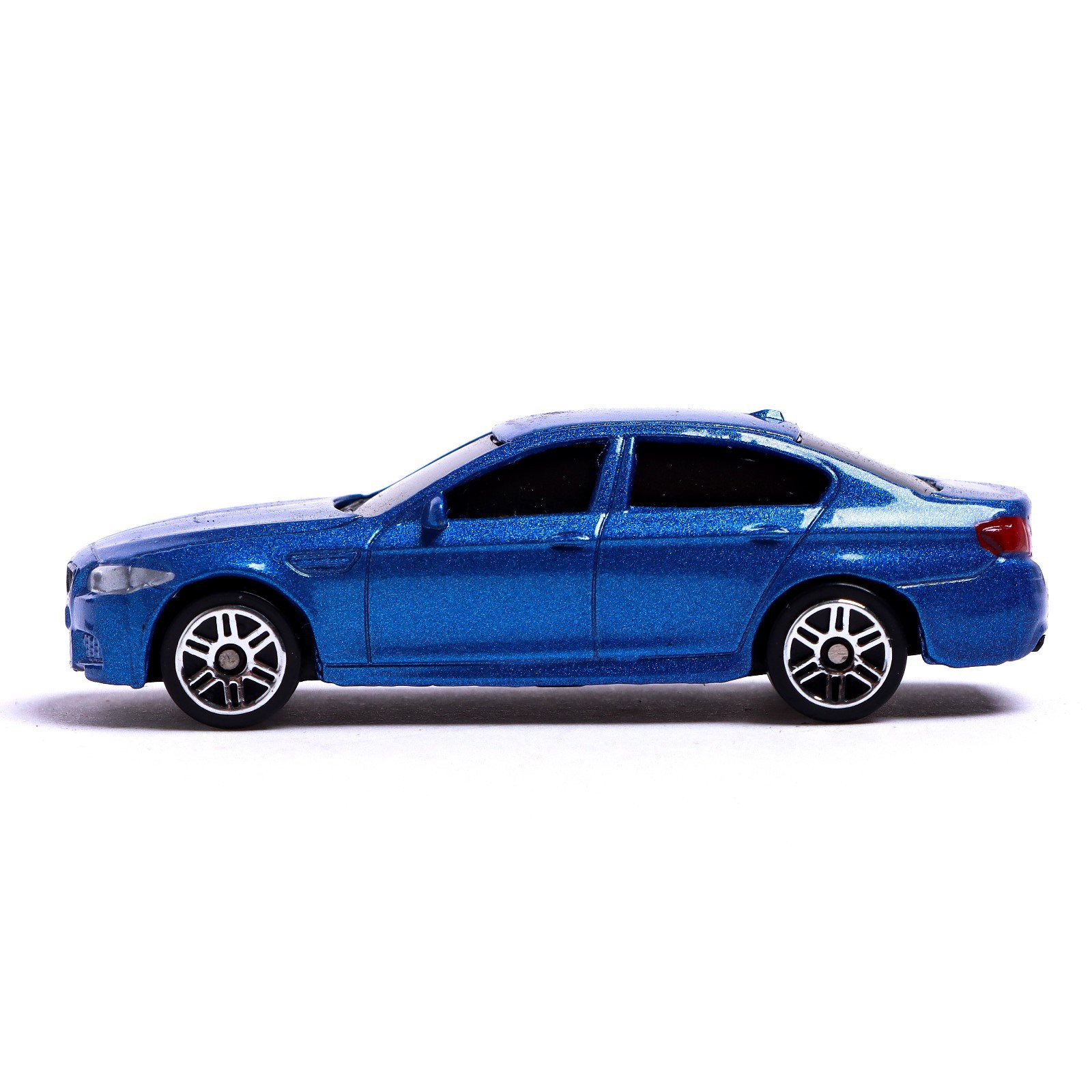Машина Автоград металлическая BMW M5 1:64 цвет синий 3098589 - фото 2