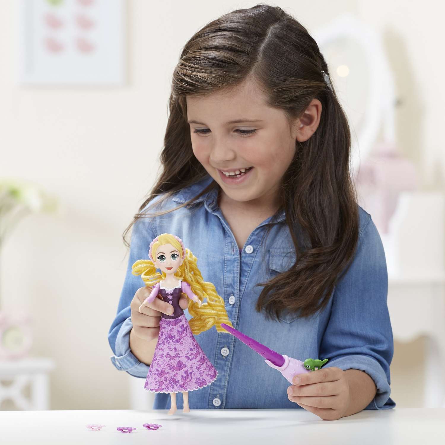 Кукла Princess Рапунцель и набор для укладки E0180EU4 - фото 10