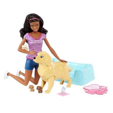 Набор игровой Barbie Брюнетка и собака с новорожденными щенками FDD44
