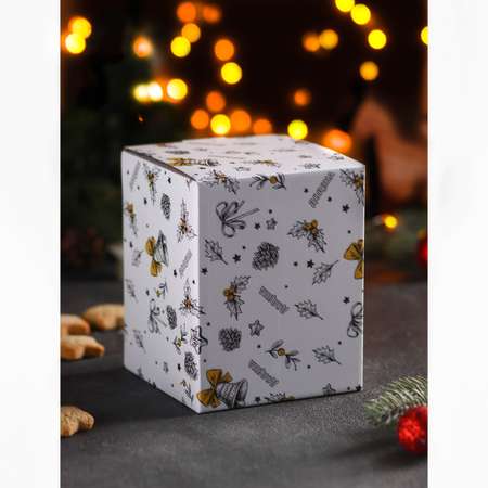 Банка Доляна фарфоровая для сыпучих продуктов «Новый год. Золотая снежинка» 860 мл 11×14 см