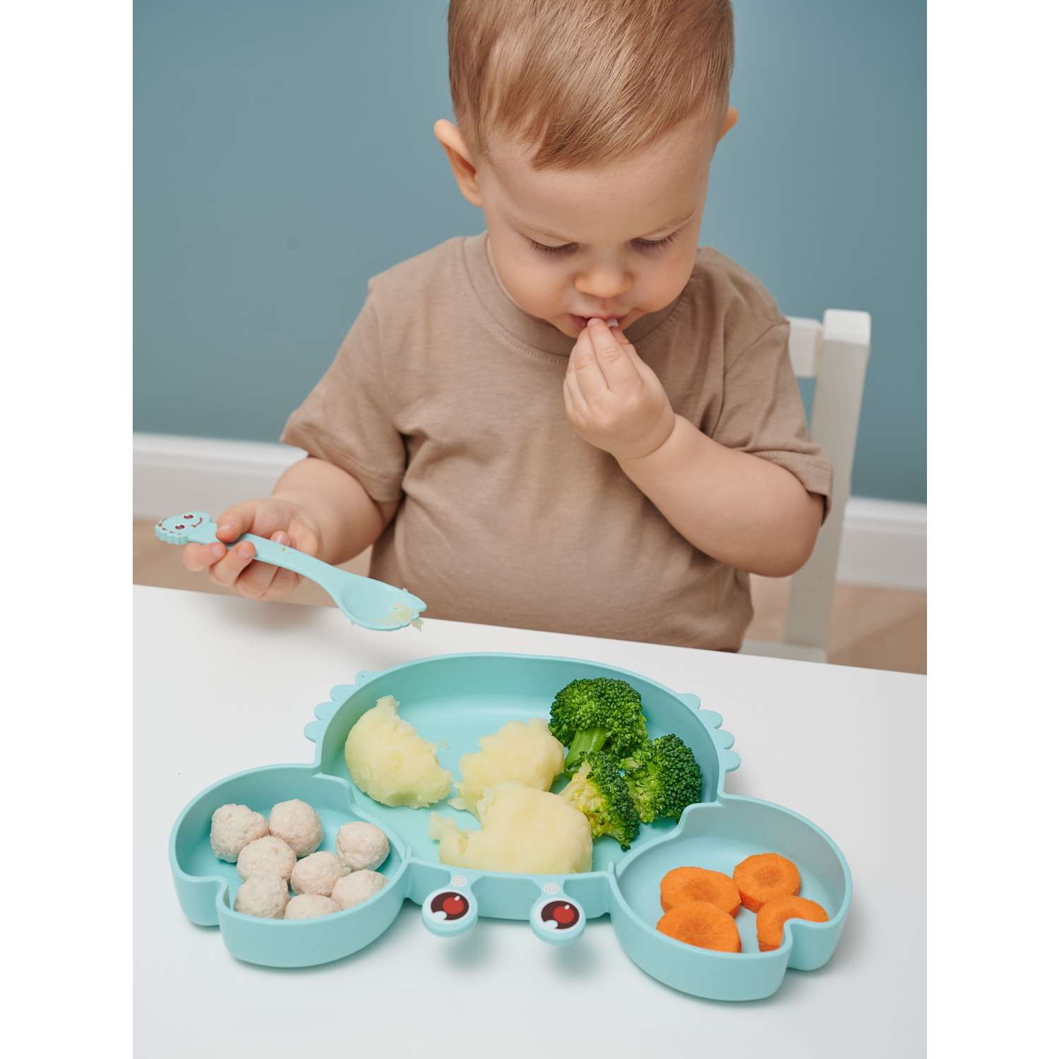 Набор детской посуды Добрый Филин Тарелка вилка ложка Крабик голубой 4 предмета - фото 8