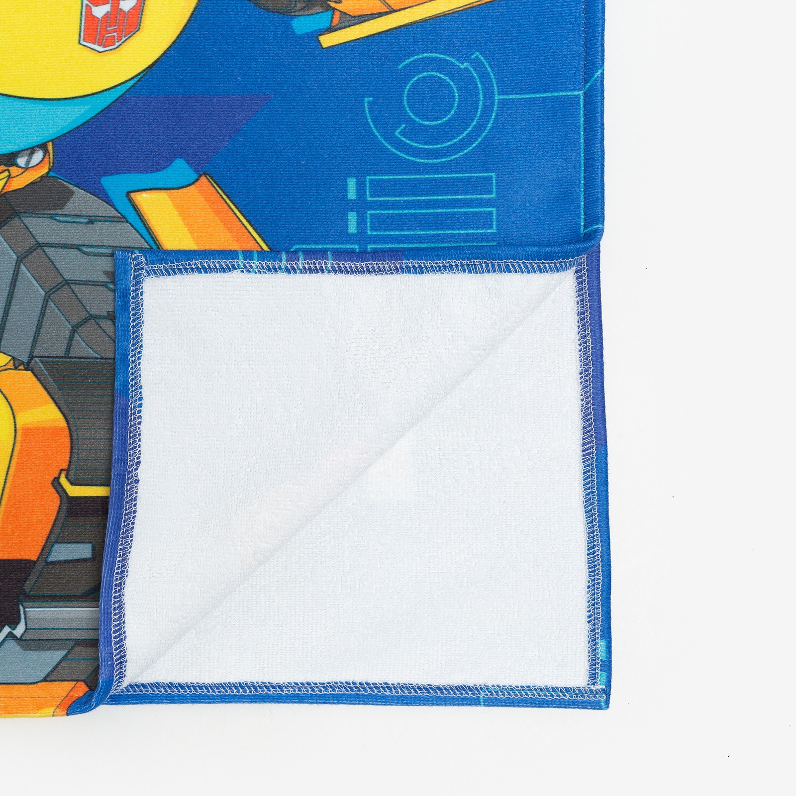 Полотенце-пончо Hasbro Bumblebee Transformers 60х120 см - фото 5