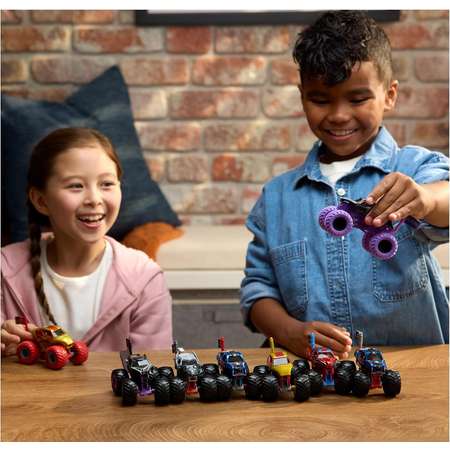 Монстр-трак Monster Jam Marvel Black Panther 1:64 фиолетовый