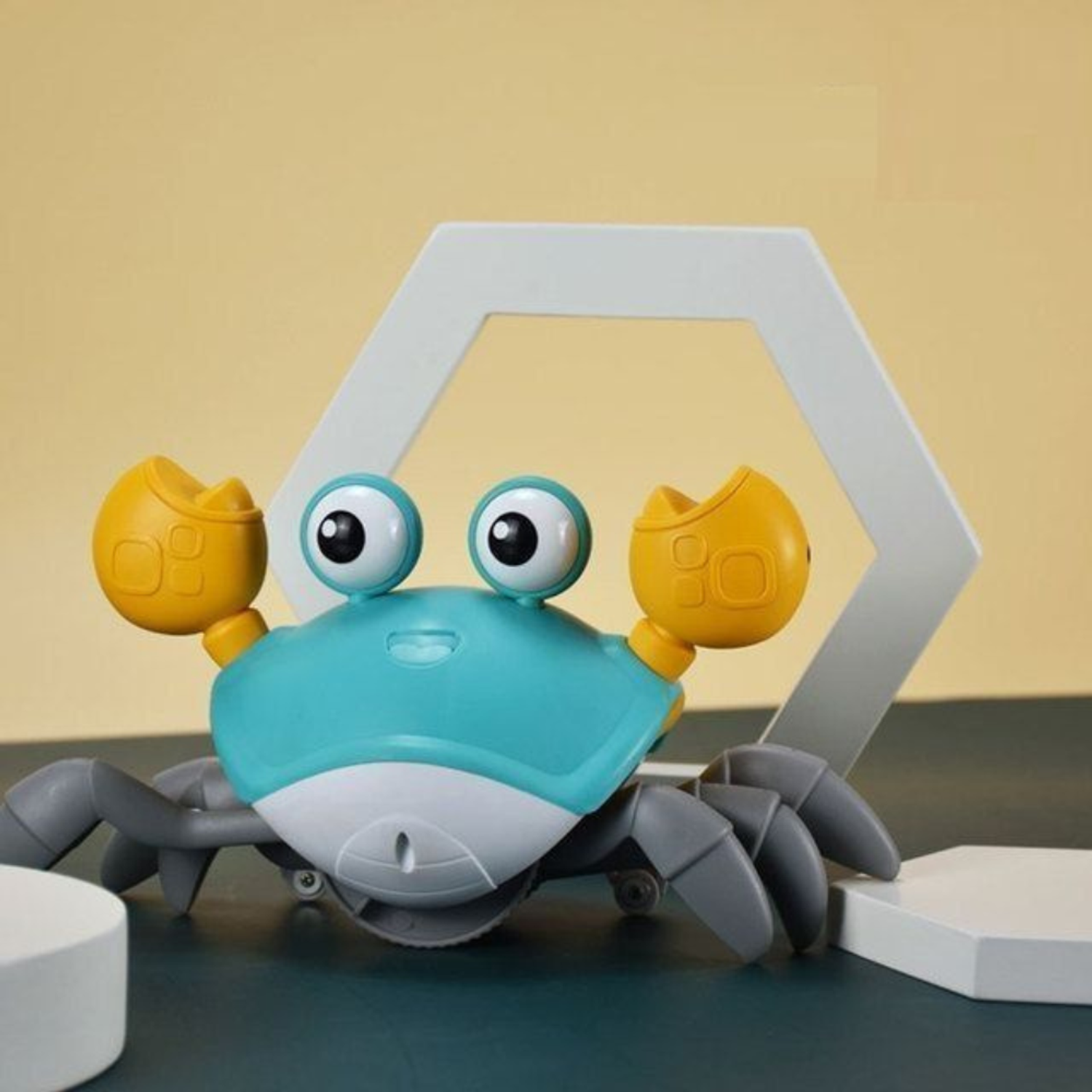 Интерактивная игрушка MagicStyle антистресс робот веселый бегающий краб на аккумуляторе - фото 2