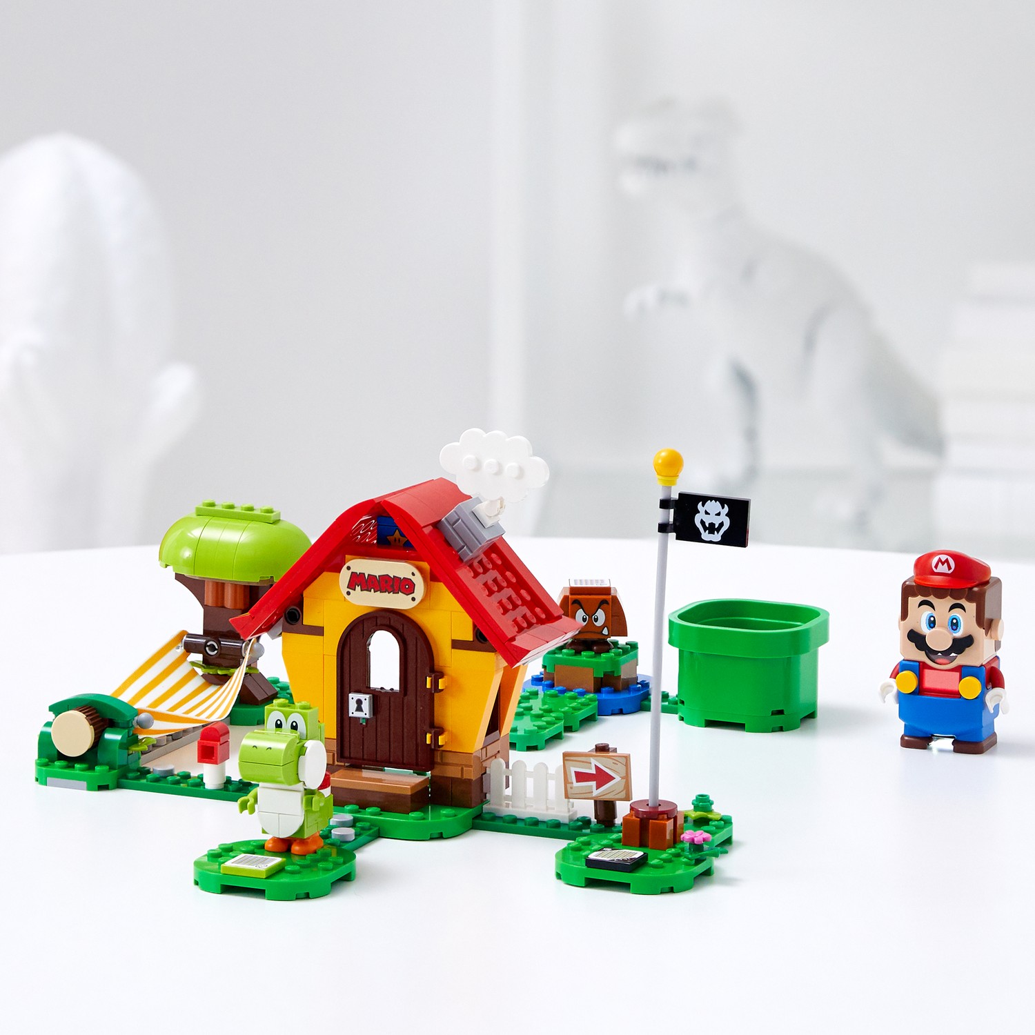 Конструктор LEGO Super Mario Дом Марио и Йоши 71367 - фото 6