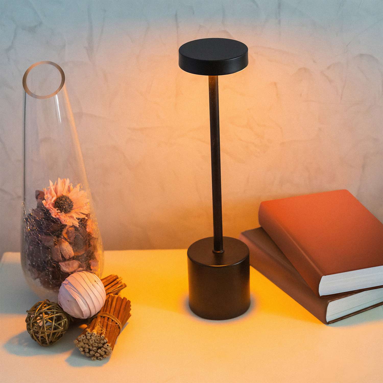 Светильник настольный СТАРТ в скандинавском стиле серии Nordic черного цвета - фото 19