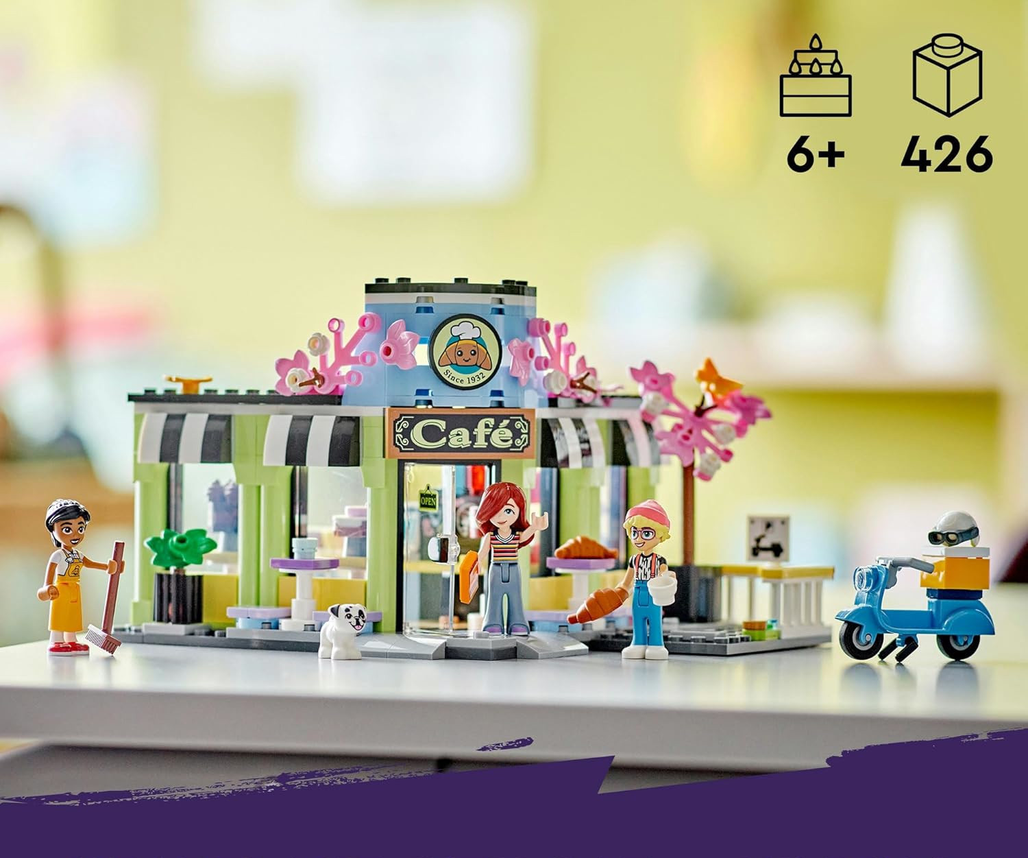 Конструктор LEGO Friends Кафе Хартлейк Сити 42618 - фото 8