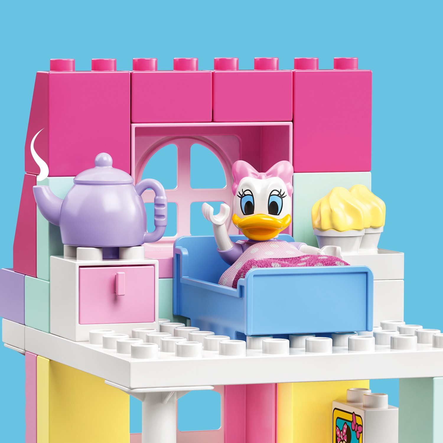 Конструктор LEGO DUPLO Disney Дом и кафе Минни 10942 - фото 10