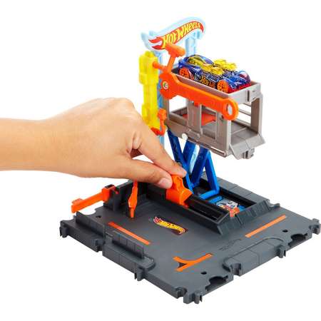 Трек Hot Wheels Ремонтная мастерская