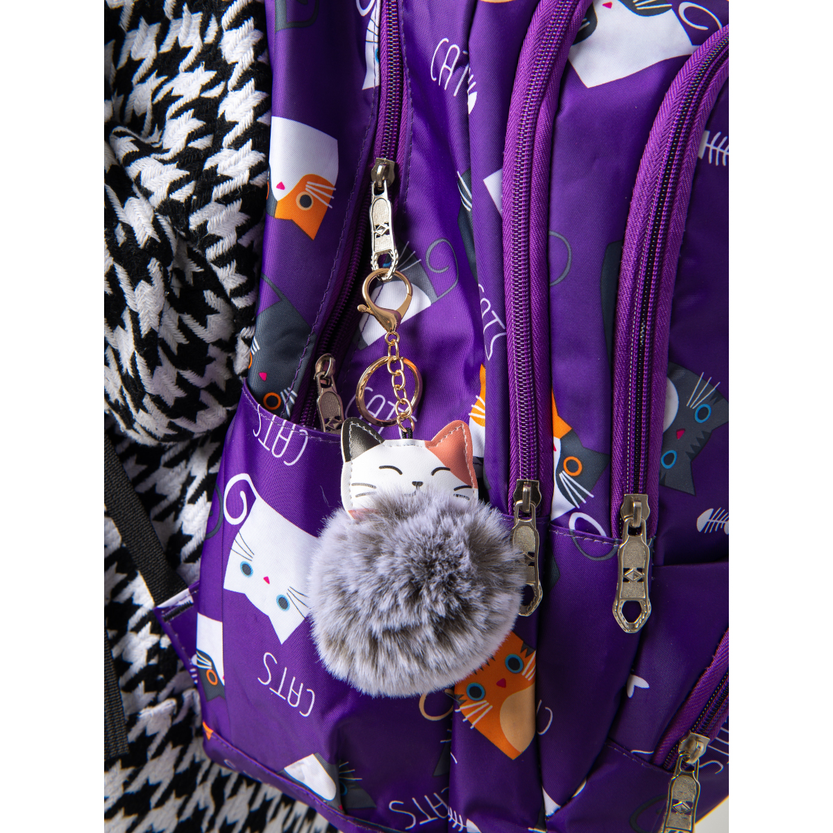 Рюкзак O GO с брелоком кошкой - фото 4