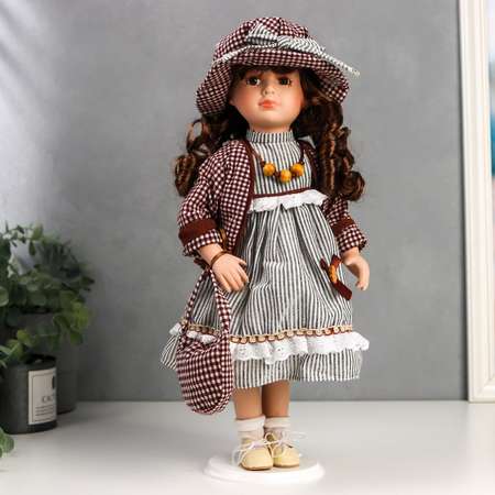 Кукла коллекционная Зимнее волшебство керамика «Кристина в платье с серыми полосками» 40 см
