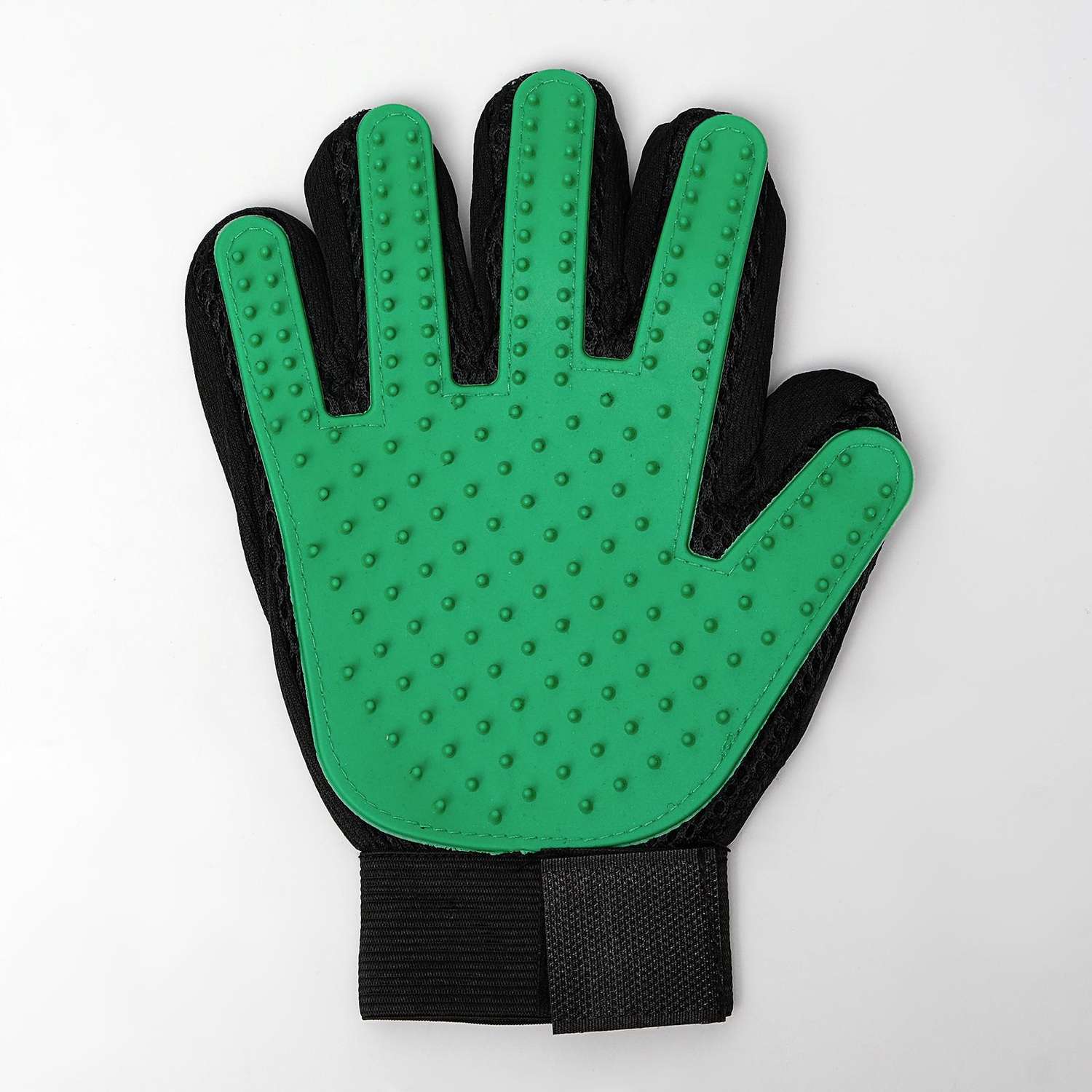 Перчатка для груминга Пижон для вычесывания шерсти из неопрена зеленая - фото 1