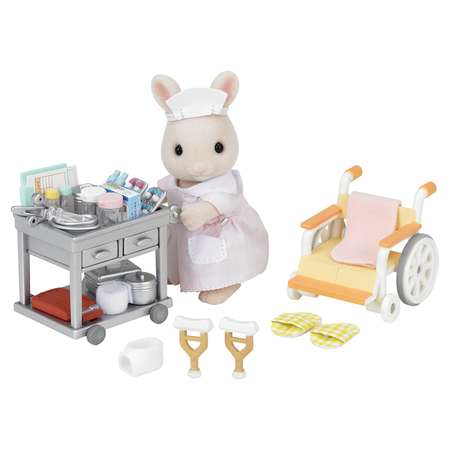 Игровой набор Sylvanian Families Медсестра с аксессуарами