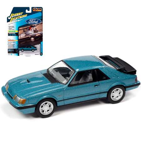 Автомобиль Johnny Lightning 1:64 голубой