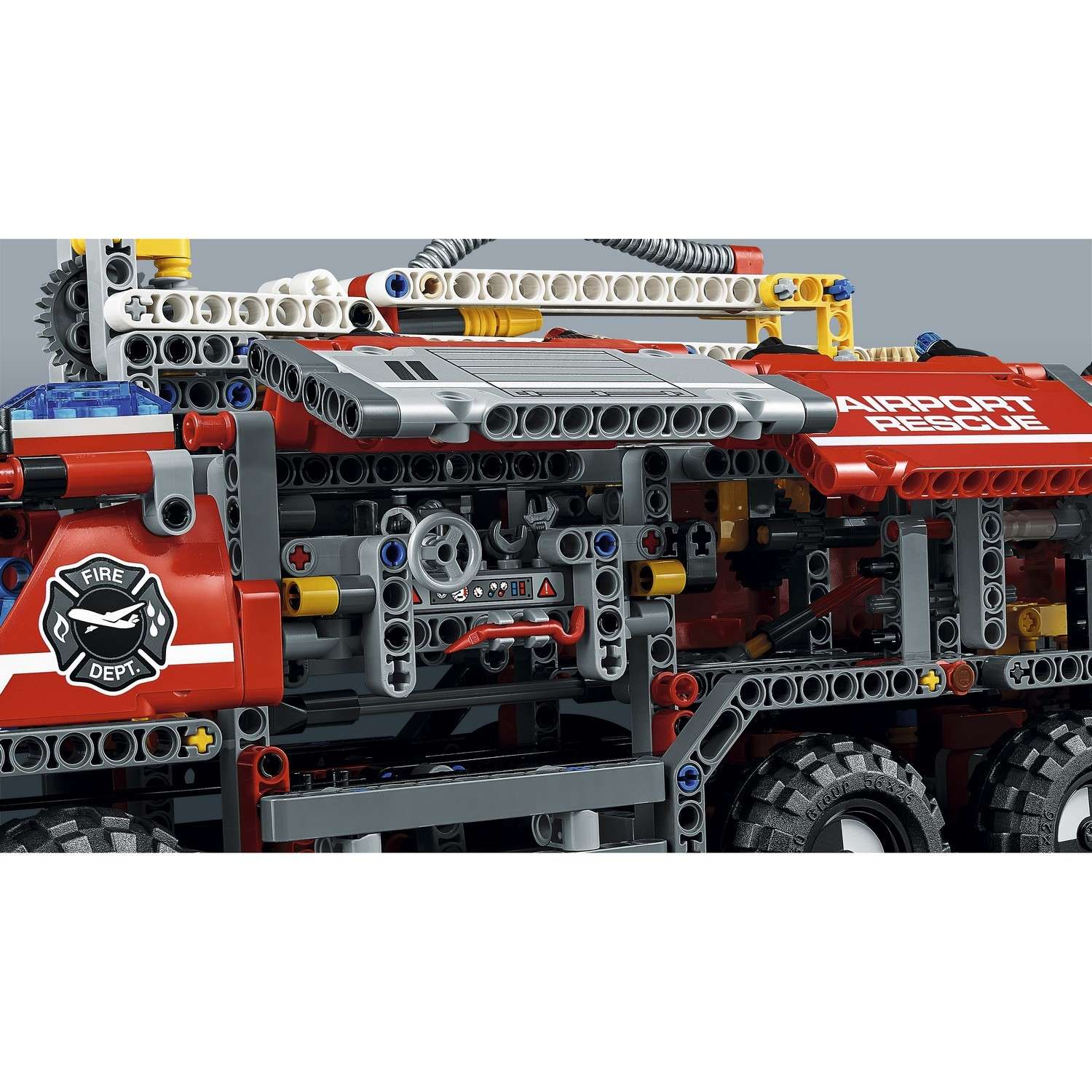 Конструктор LEGO Technic Автомобиль спасательной службы (42068) - фото 7