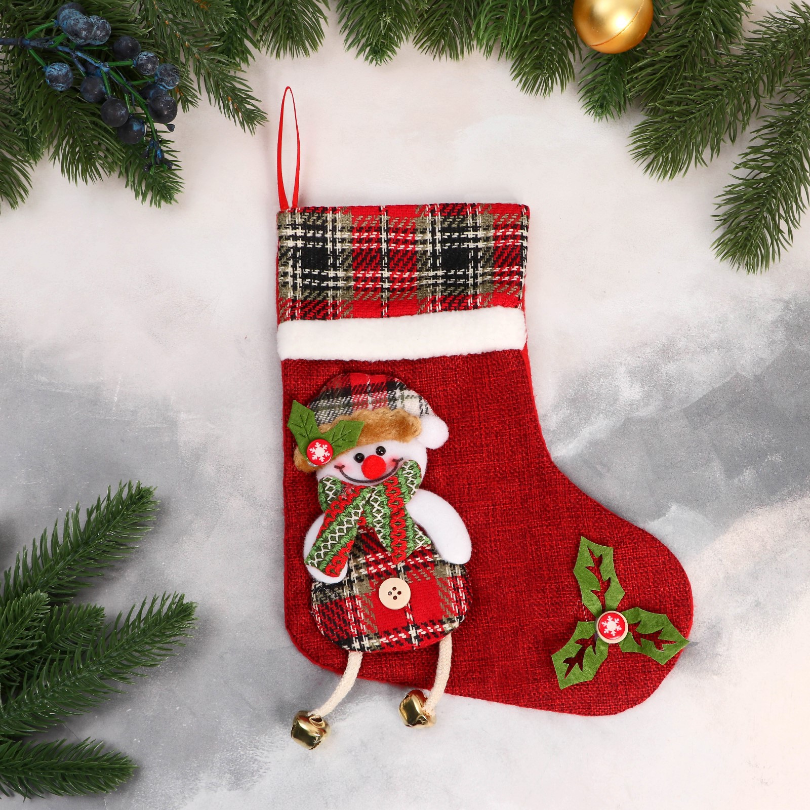 Носок Зимнее волшебство для подарков «Снеговик с длинными ножками» 19х25 см красный - фото 1