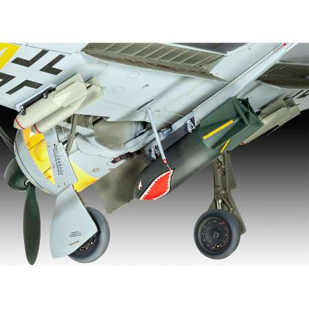 Сборная модель Revell Самолет Фокке-Вульф FW-190 F-8