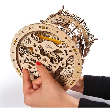 Сборная деревянная модель UGEARS Карусель 3D-пазл механический конструктор