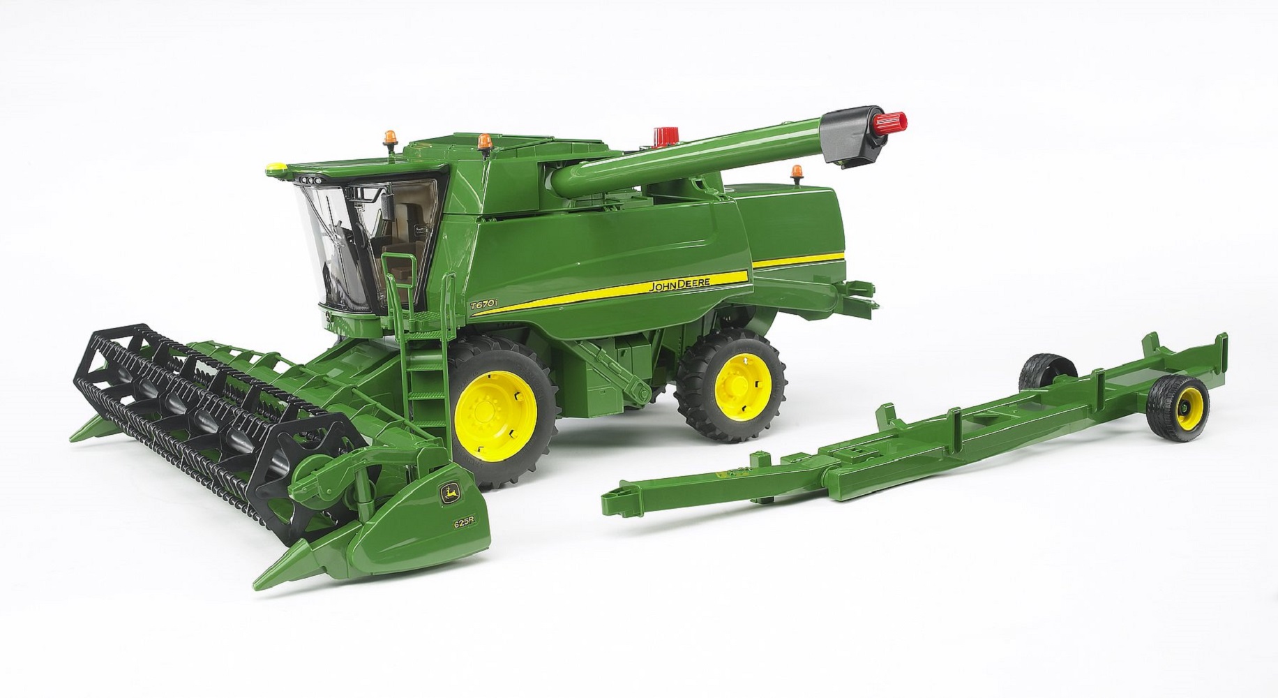 Автомобиль BRUDER Комбайн John Deere T670i купить по цене 13295 ₽ в  интернет-магазине Детский мир