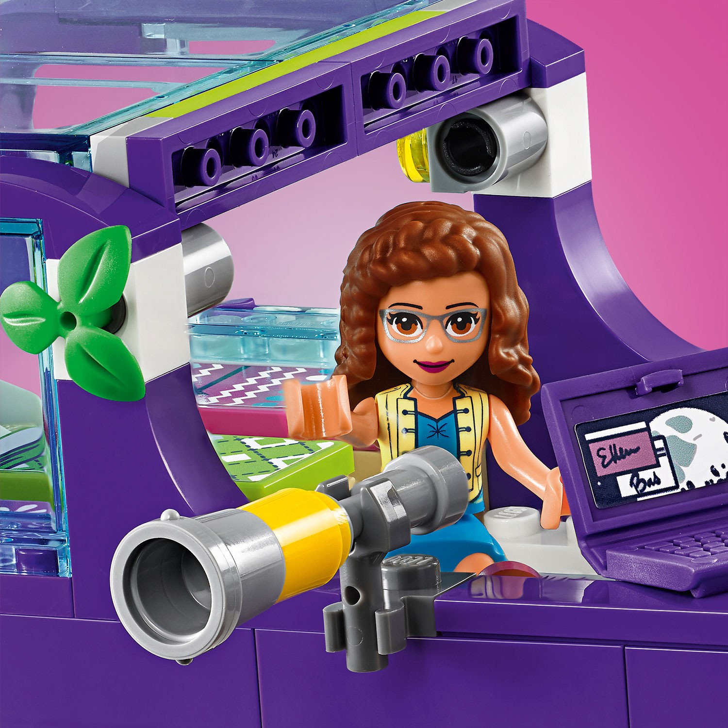 Конструктор LEGO Friends Автобус для друзей 41395 - фото 18