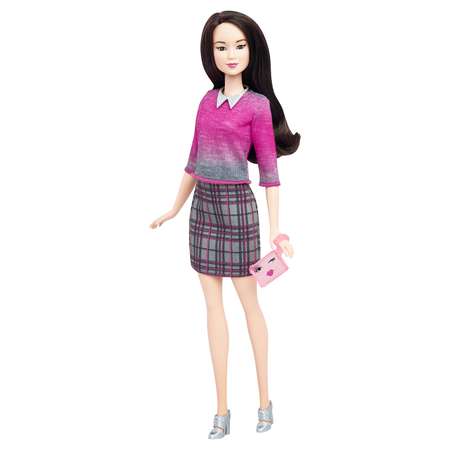 Кукла Barbie в клетчатой юбке DTD99