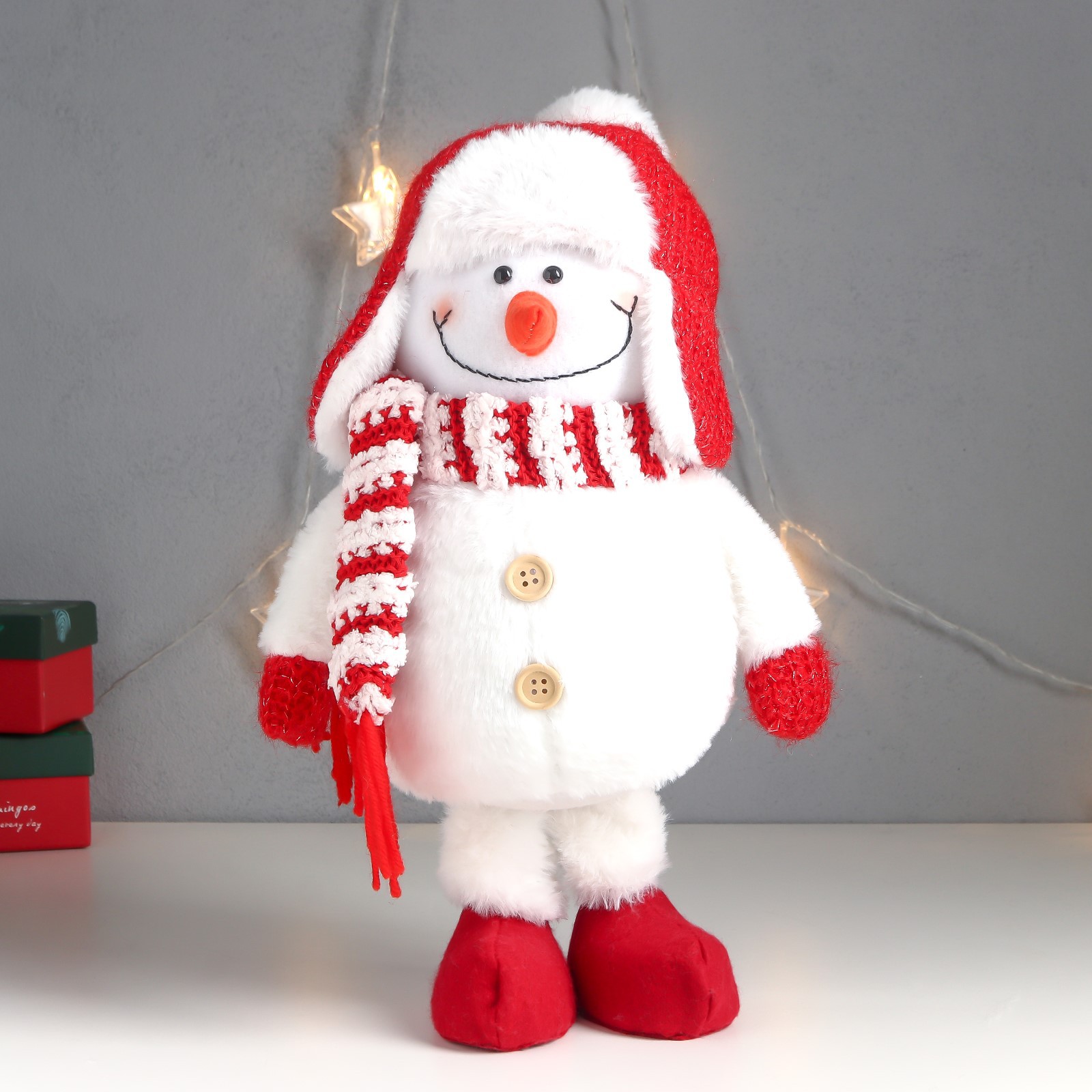 Кукла интерьерная Зимнее волшебство «Снеговик в красной шапке-ушанке с бомбошкой» 40х17х16 см - фото 1