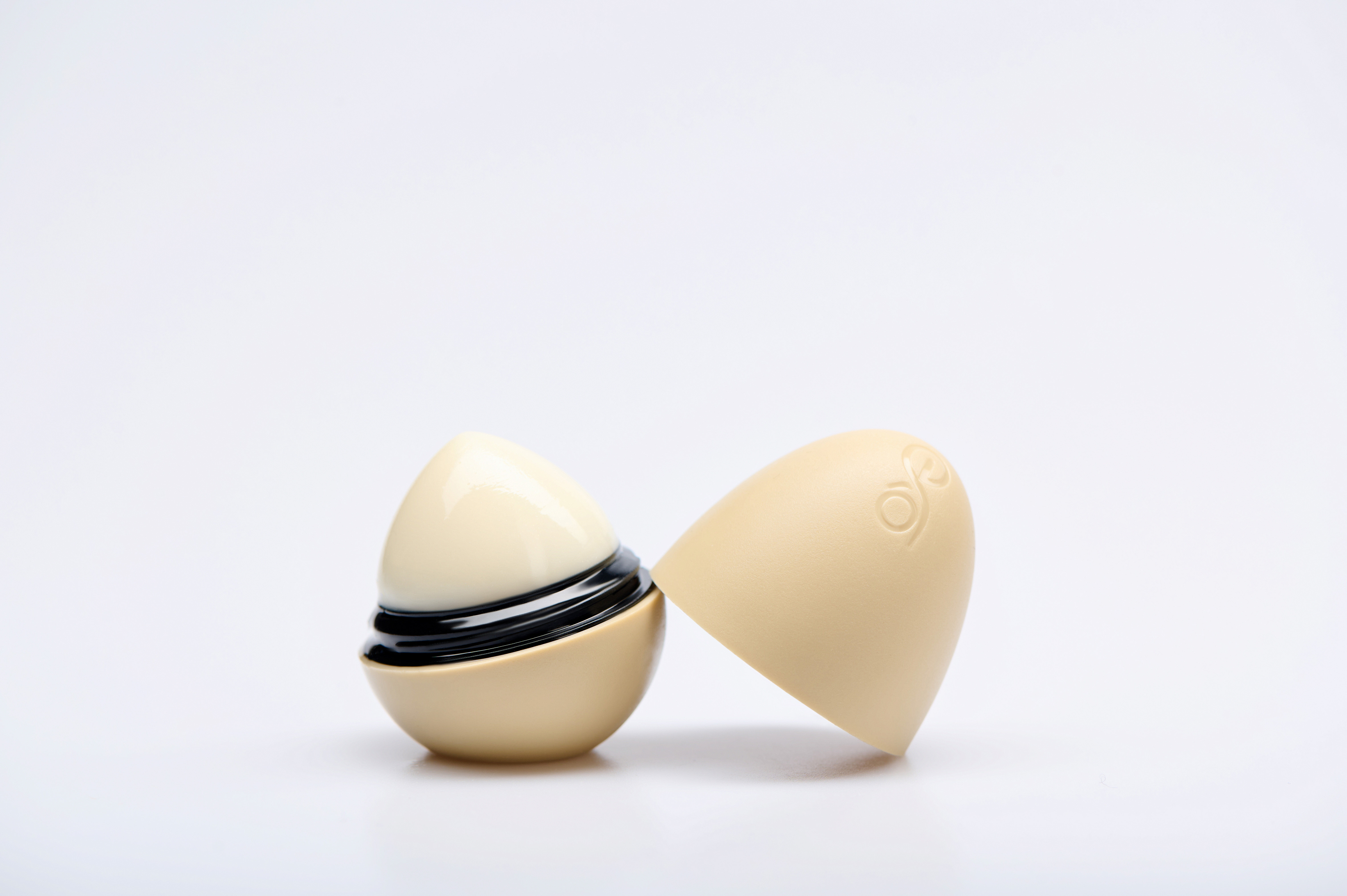 Бальзам для губ Кокос Сливки Экзо увлажняющий Полезный и вкусный суперфуд - фото 1